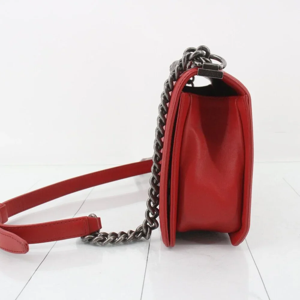 Chanel Red Boy Bag 21 Series (shown live) - Picture 3 of 14
